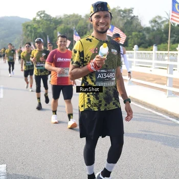 Runner Photo 6903491