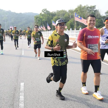Runner Photo 6903524