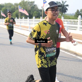 Runner Photo 6903528