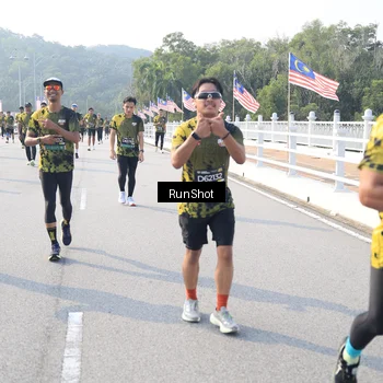 Runner Photo 6903557