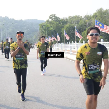 Runner Photo 6903585