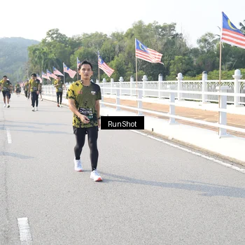Runner Photo 6903616