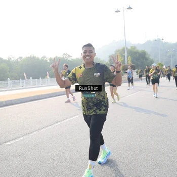 Runner Photo 6903622