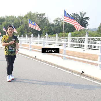 Runner Photo 6903629