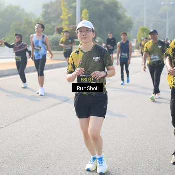 Runner Photo 6903667