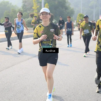Runner Photo 6903668