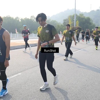 Runner Photo 6903761