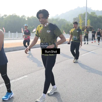 Runner Photo 6903765