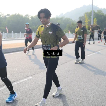 Runner Photo 6903784