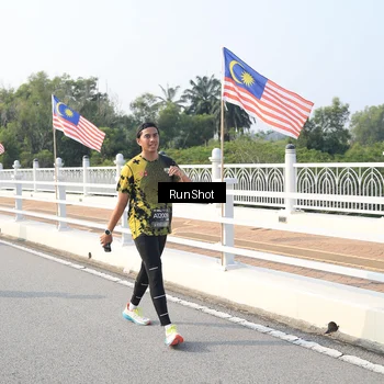 Runner Photo 6903790