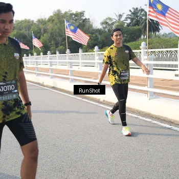 Runner Photo 6903794