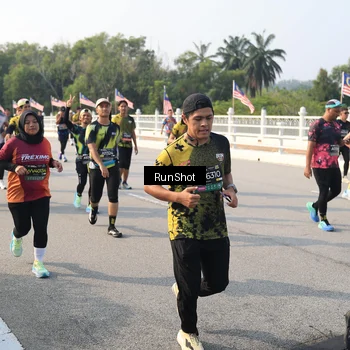 Runner Photo 6903823
