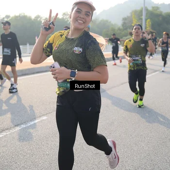 Runner Photo 6903828