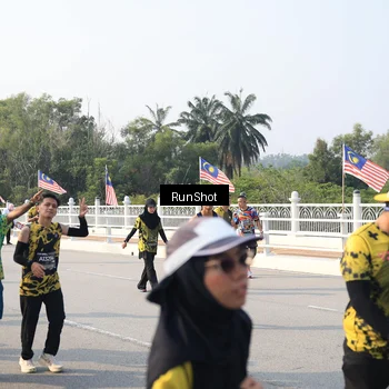 Runner Photo 6903923