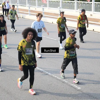 Runner Photo 6903925