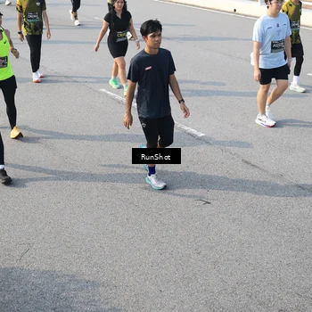 Runner Photo 6903964
