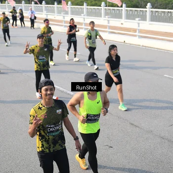 Runner Photo 6903984