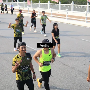 Runner Photo 6903985