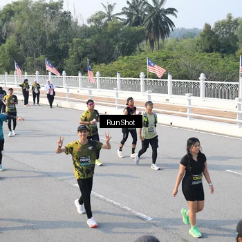 Runner Photo 6903989