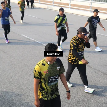 Runner Photo 6904139