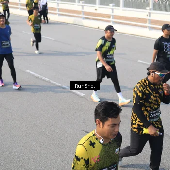 Runner Photo 6904145