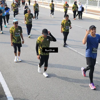 Runner Photo 6904188