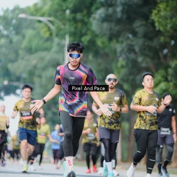 Runner Photo 6904222