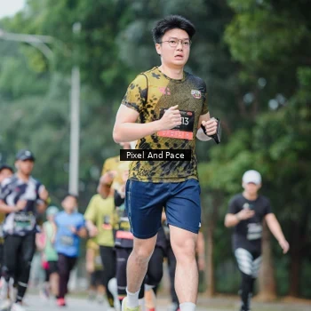 Runner Photo 6904244