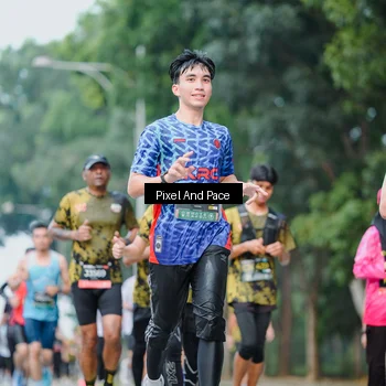 Runner Photo 6904288