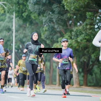 Runner Photo 6904317