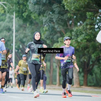 Runner Photo 6904321