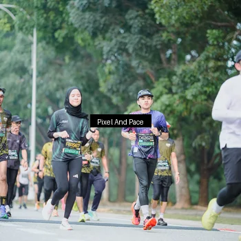 Runner Photo 6904339