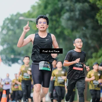 Runner Photo 6904367