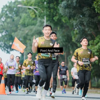 Runner Photo 6904396