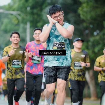 Runner Photo 6904601