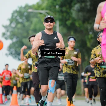 Runner Photo 6904608