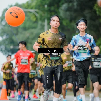 Runner Photo 6904632