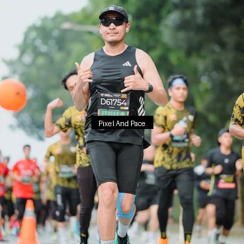 Runner Photo 6904638