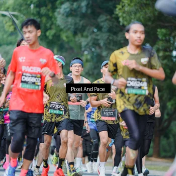 Runner Photo 6904648