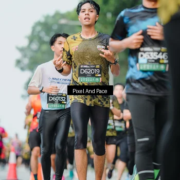 Runner Photo 6904672