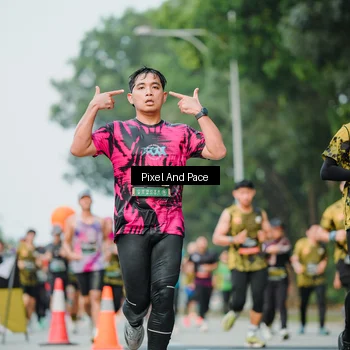 Runner Photo 6904693