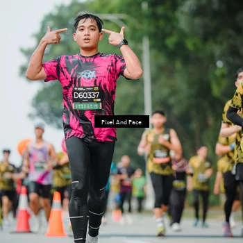 Runner Photo 6904698