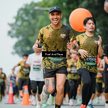 Runner Photo 6904724
