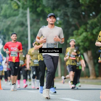 Runner Photo 6904729