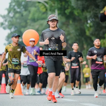 Runner Photo 6904732