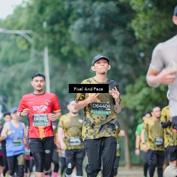 Runner Photo 6904741