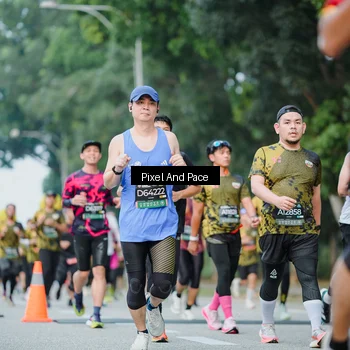 Runner Photo 6904772