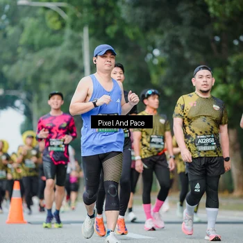 Runner Photo 6904774