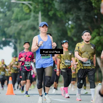Runner Photo 6904790