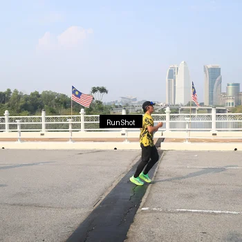 Runner Photo 6904810